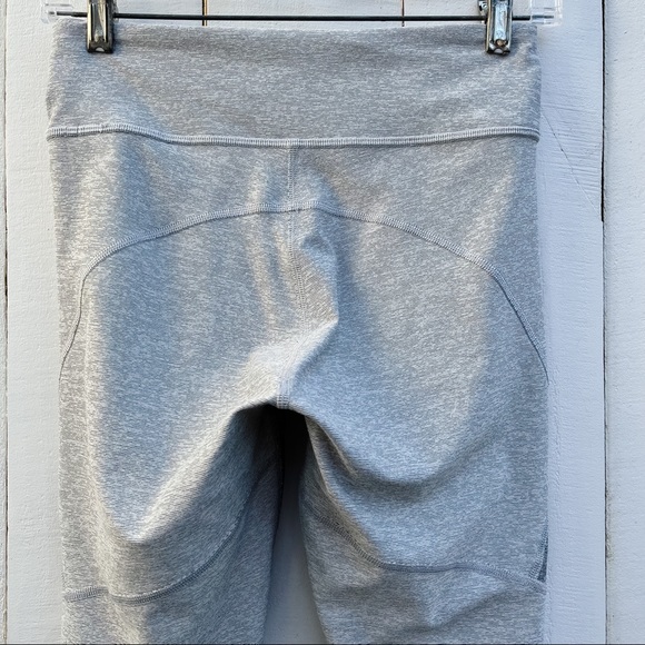 Outdoor Voices Two-Tone Warmup Crop Leggings Ash Dove Dark Grey Light Gray Small - Picture 10 of 16